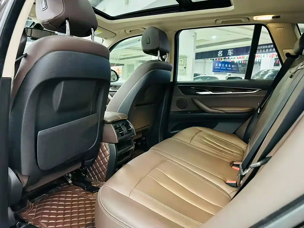 BMW X5 (Import) xDrive28 i