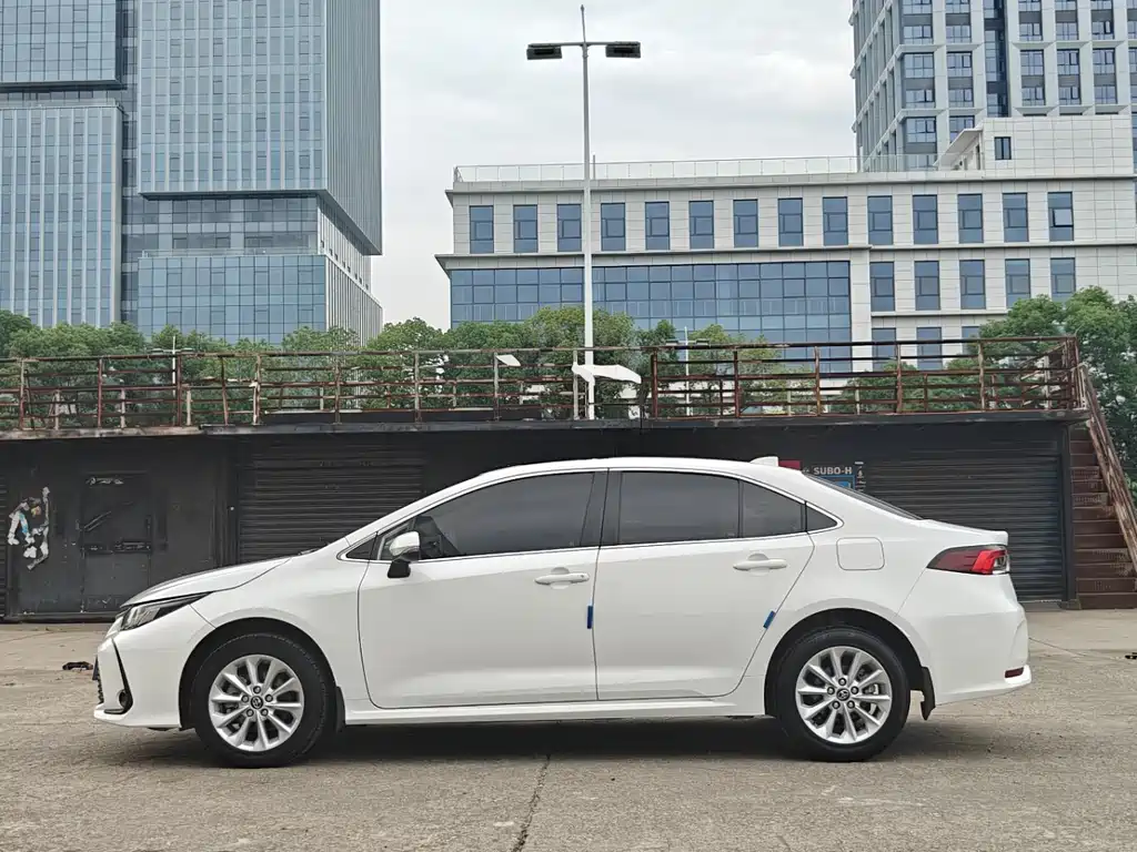 Corolla 1.2 T S-CVT Elite PLUS