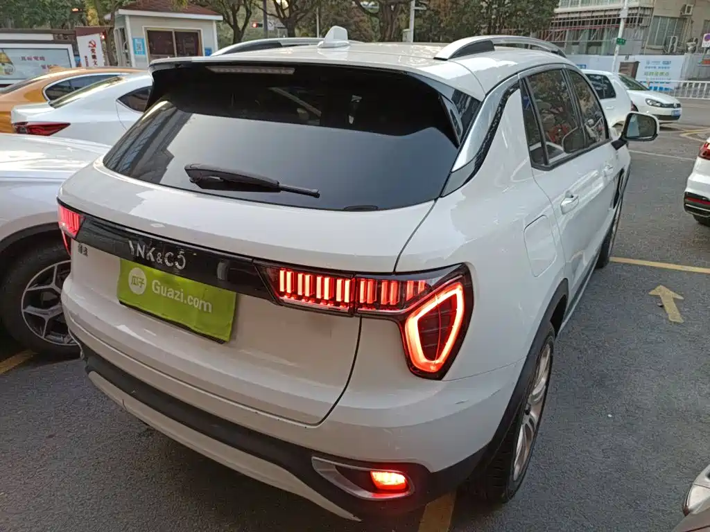 Lynk & Co 01 2.0 T 2 WD Pro CN-V
