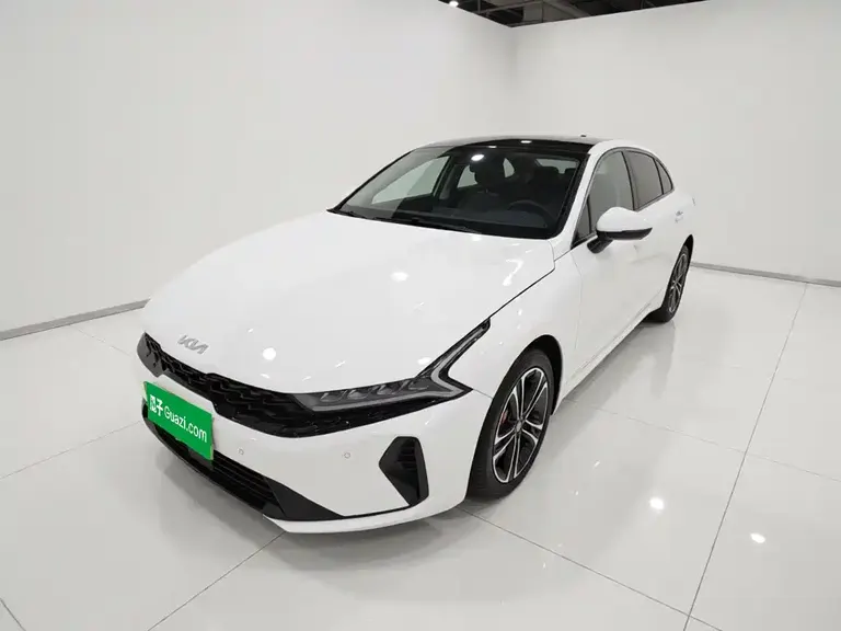 Kia K5 270 T CVVD Refreshed
