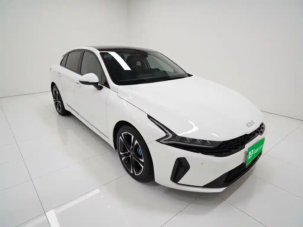 Kia K5 270 T CVVD Refreshed