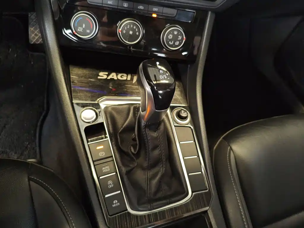 Sagitar 280 TSI DSG Comfort Connected