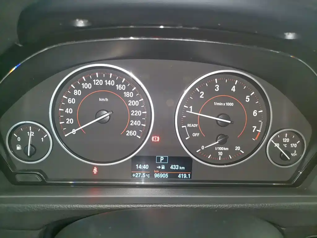 BMW 4 Series 宝马4系 2014款 420 i Gran Coupe 运动设计套装