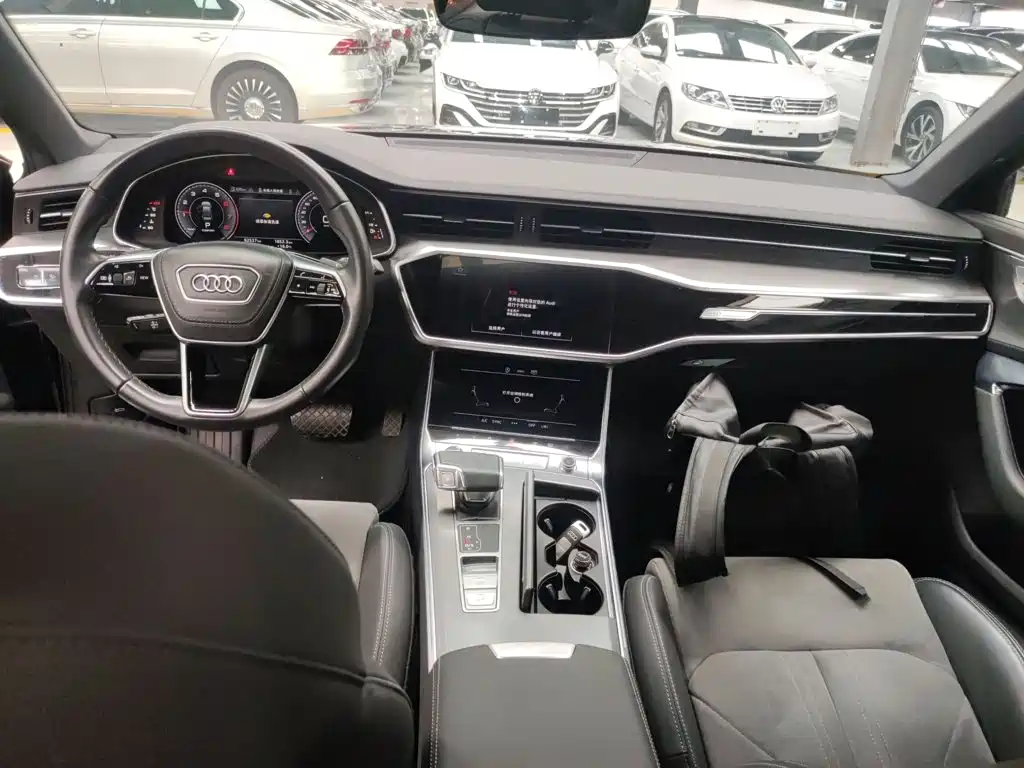 Audi A6 L 40 TFSI Luxury Dynamic