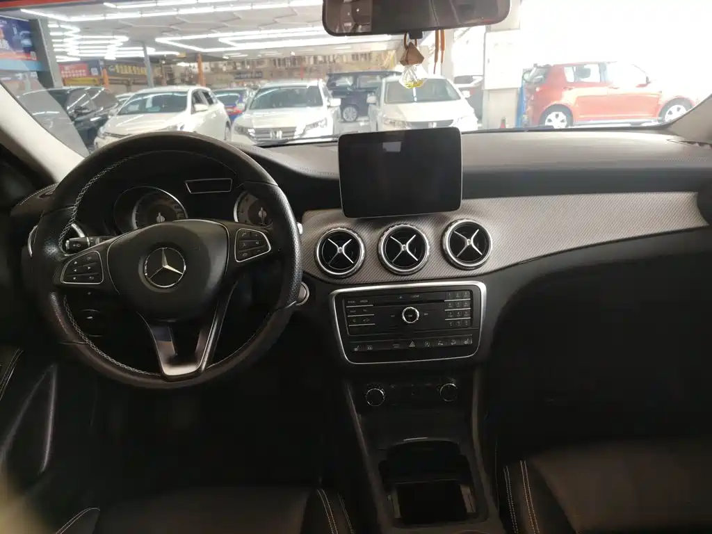 Mercedes-Benz GLA GLA 220 4 MATIC Fashion