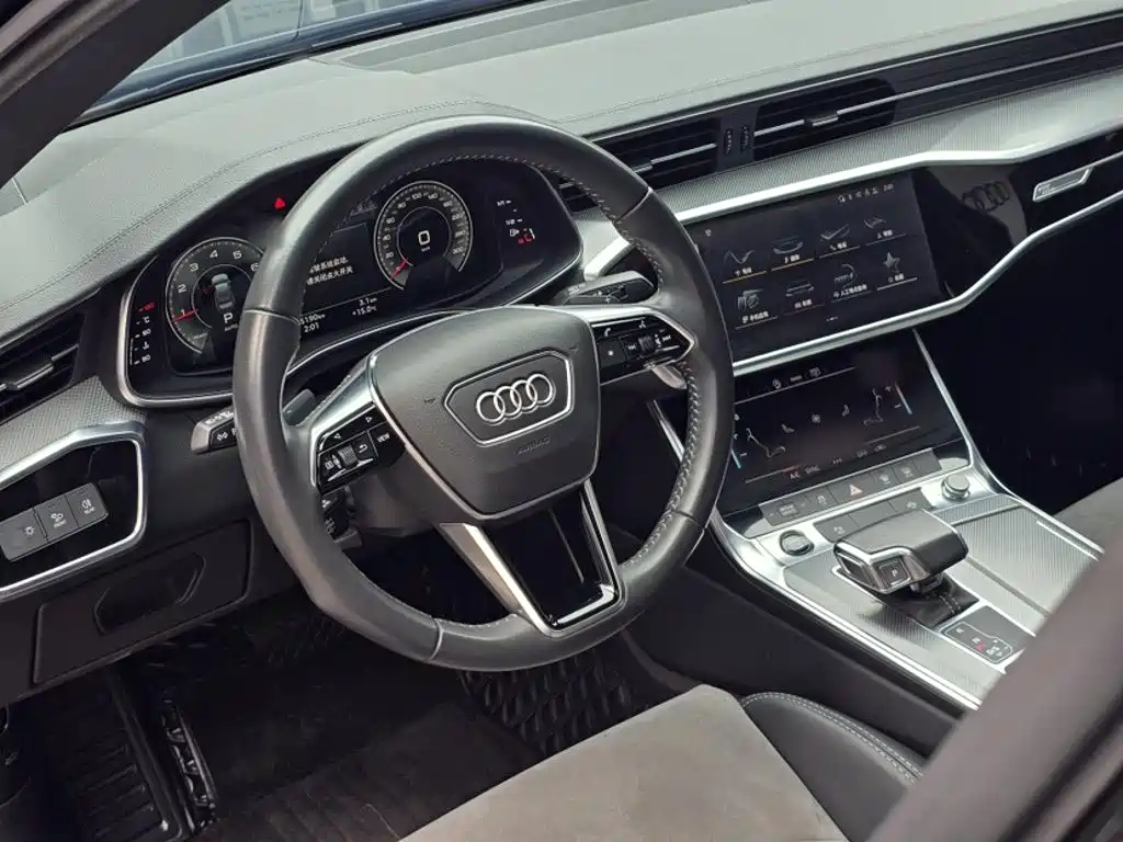 Audi A6 L 40 TFSI Luxury Dynamic