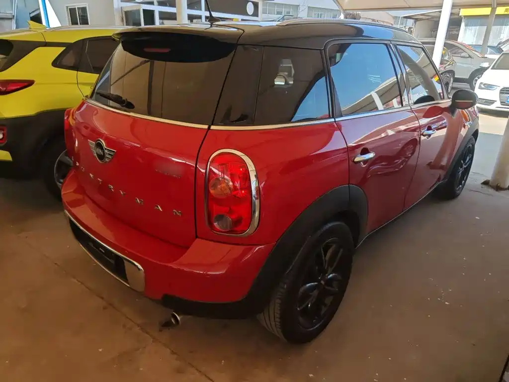 MINI COUNTRYMAN 1.6 L COOPER Fun