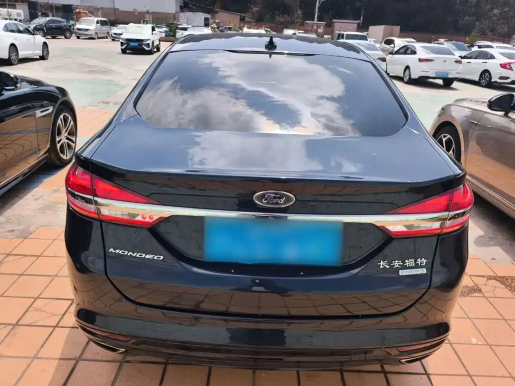 Mondeo EcoBoost 180 Luxury