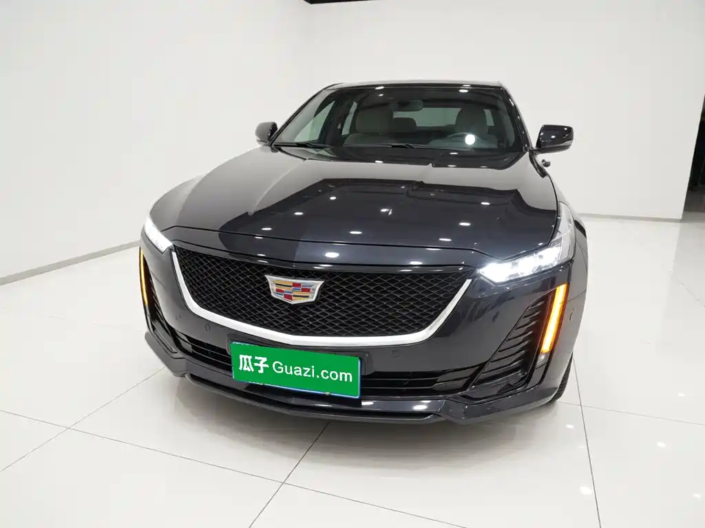 Cadillac CT5 28 T Luxury (Standard)