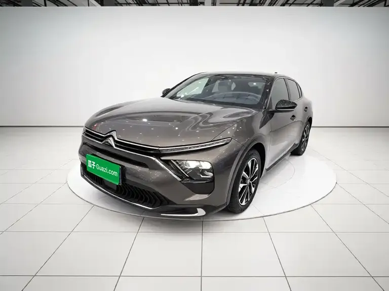 Citroën C5 X 1.6 T Extraordinary Enjoyment