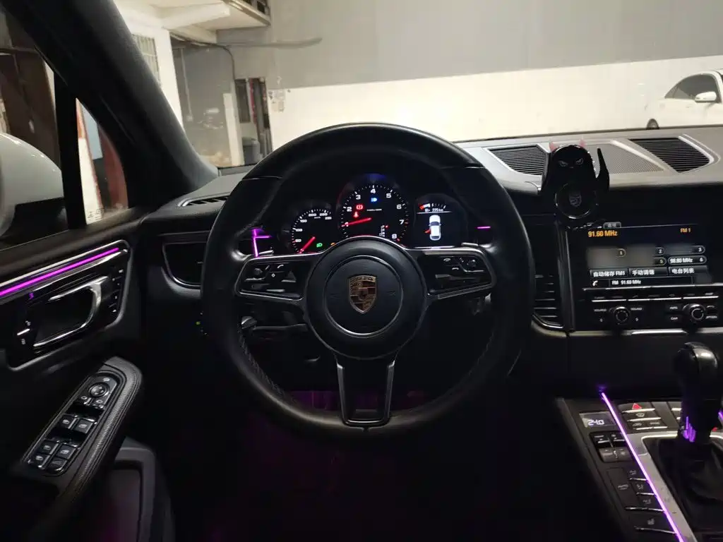 Macan Macan 2.0 T
