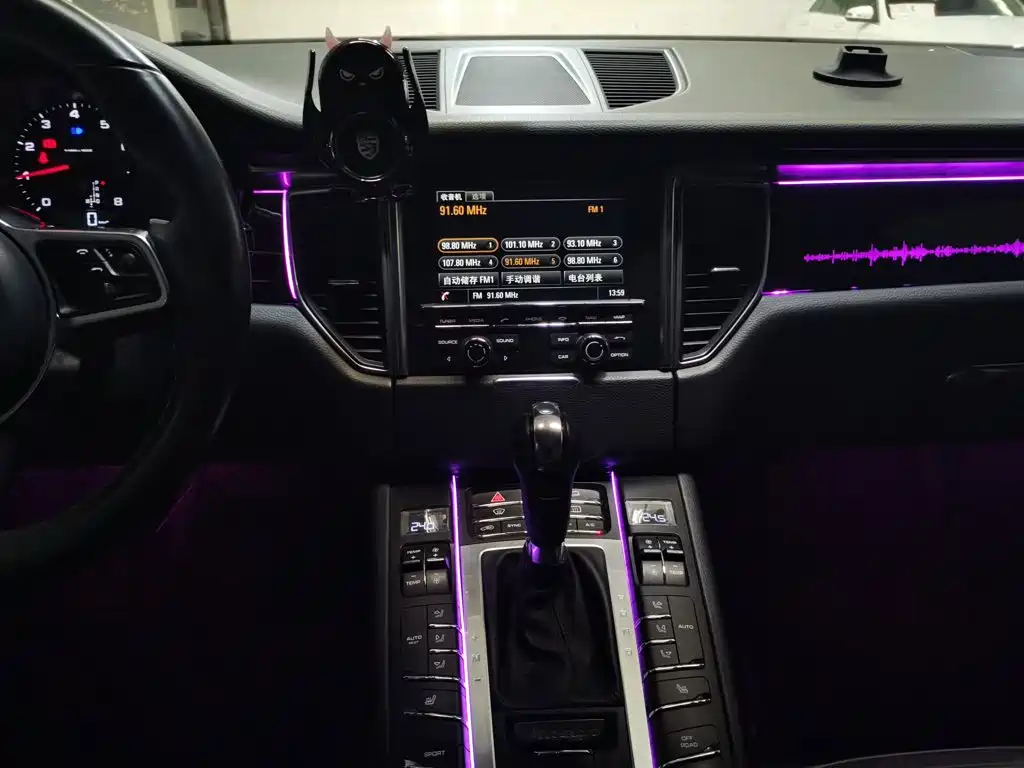 Macan Macan 2.0 T