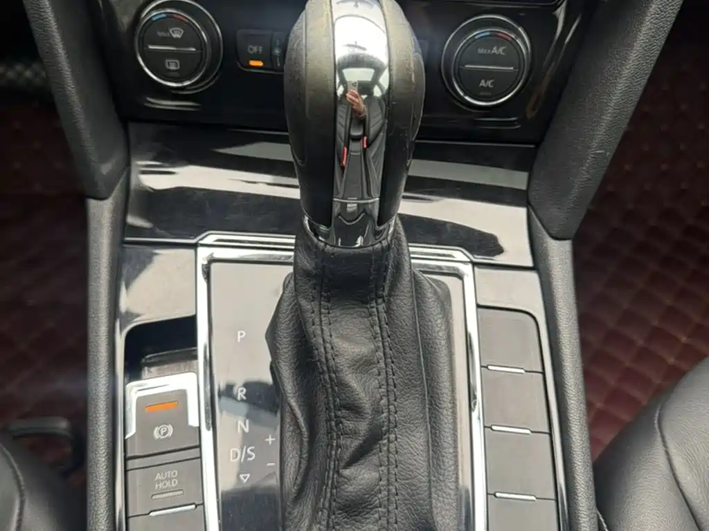 Lamando 280 TSI DSG Comfort