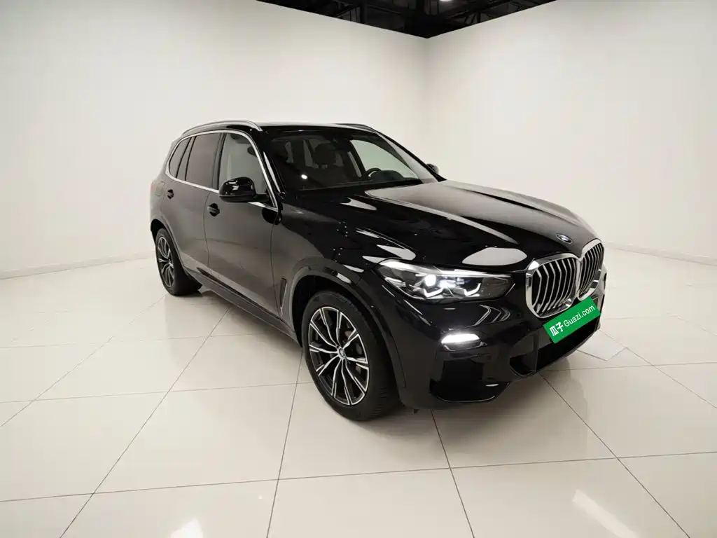 BMW X5 (Import) xDrive30 i M Sport Package
