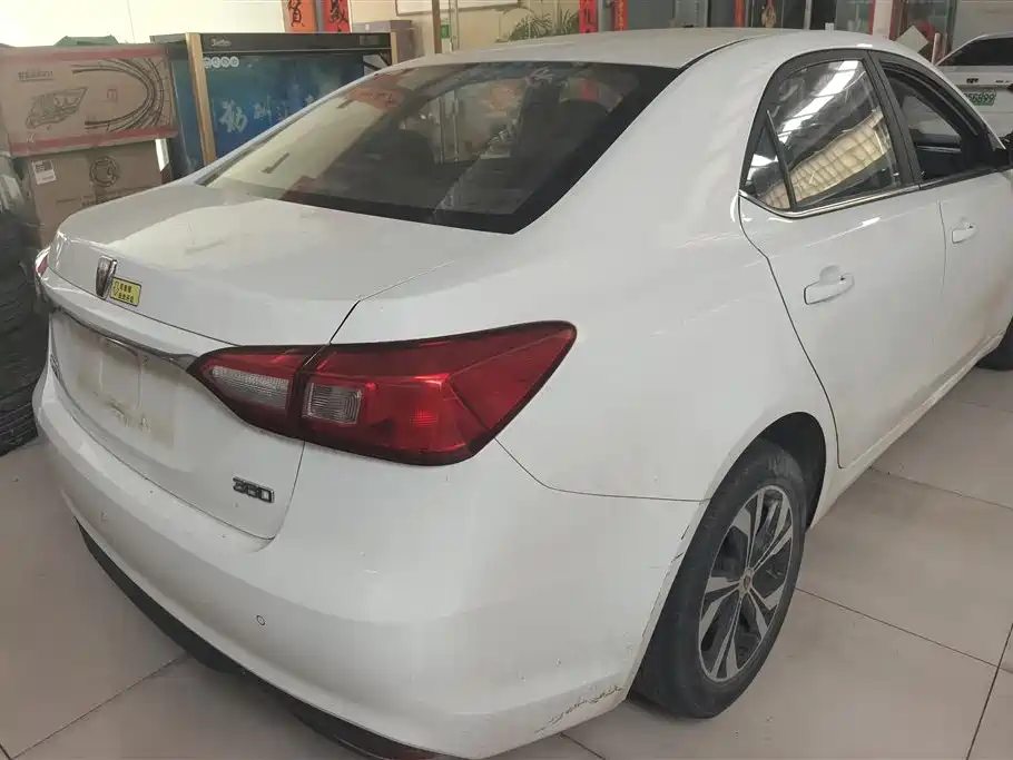 Roewe 360 1.5 L Manual Luxury