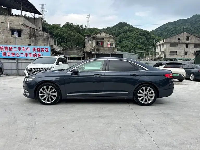 Ford Taurus EcoBoost 245 Premium