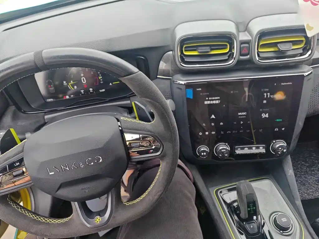 Lynk & Co 03 03+ 2.0 TD Auto Wind Control