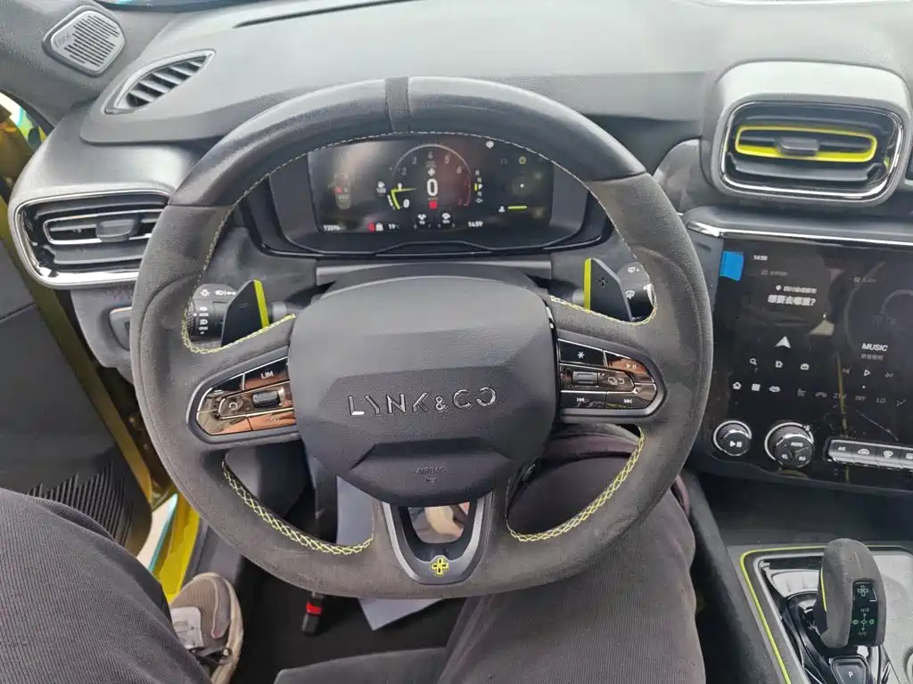 Lynk & Co 03 03+ 2.0 TD Auto Wind Control