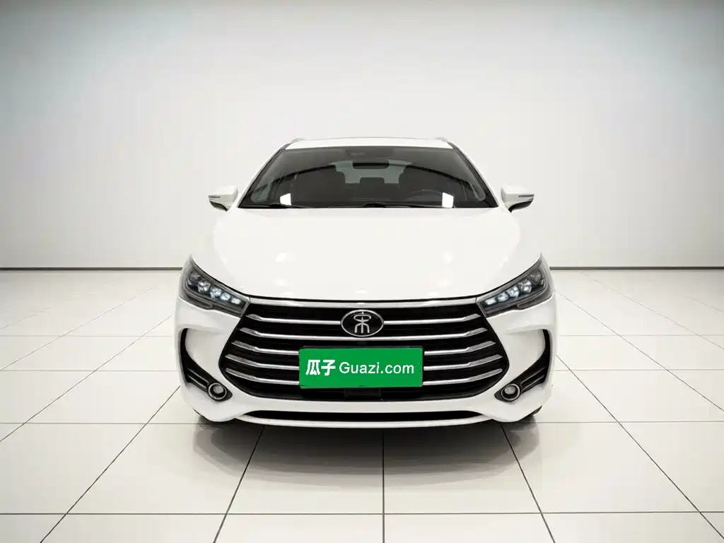 Song MAX 1.5 T Auto Connected Wise Comfort Sunroof 6-seat CN-VI