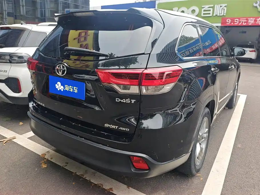 Highlander 2.0 T 4 WD Distinguished 7-seat CN-VI