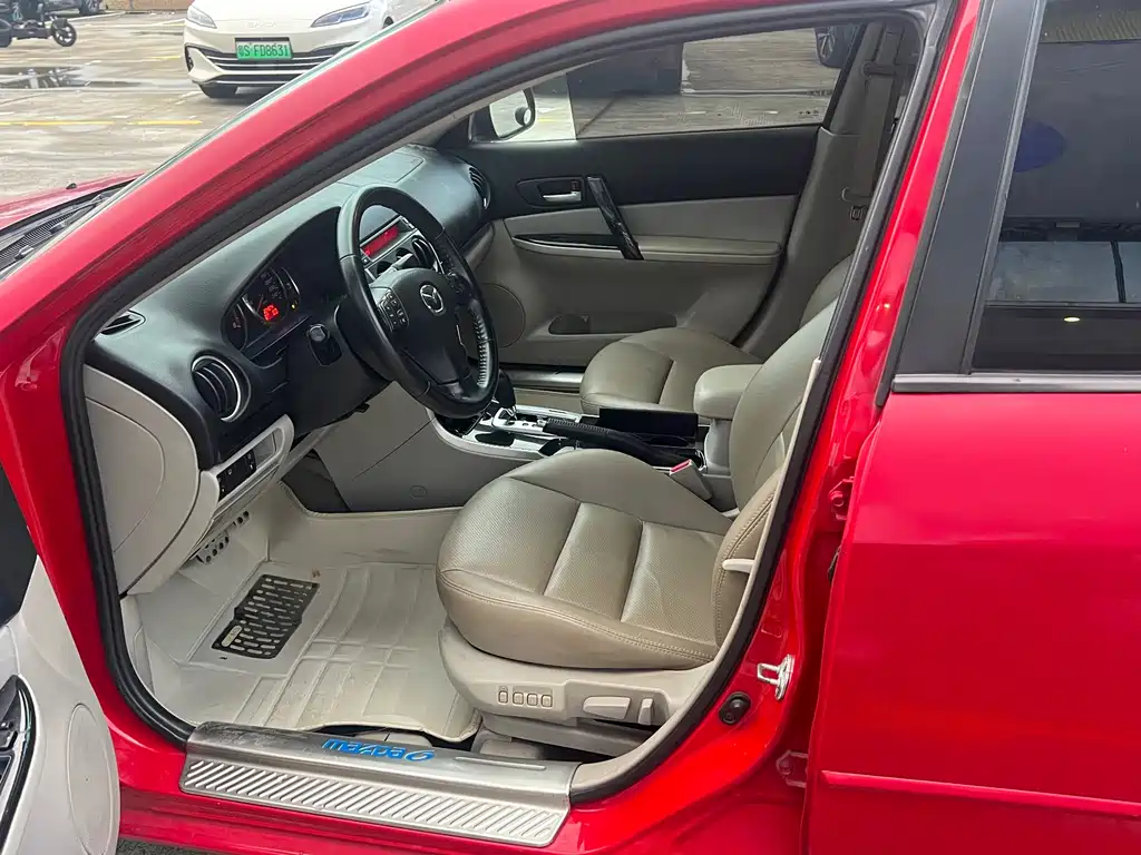 Mazda 6 2.0 L Auto Luxury