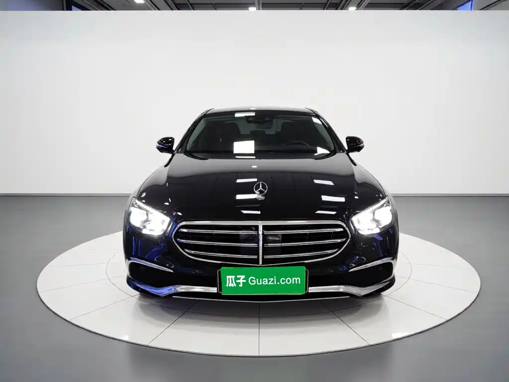 Mercedes-Benz E-Class Facelift E 300 L Distinguished