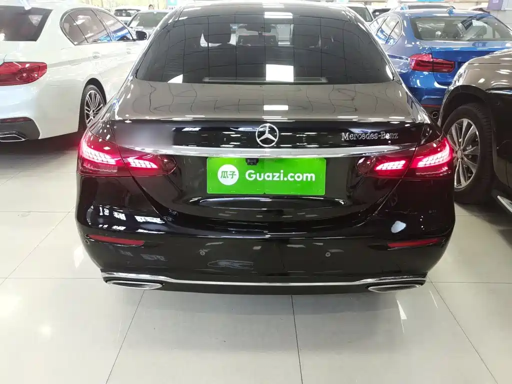 Mercedes-Benz E-Class Facelift E 300 L Distinguished