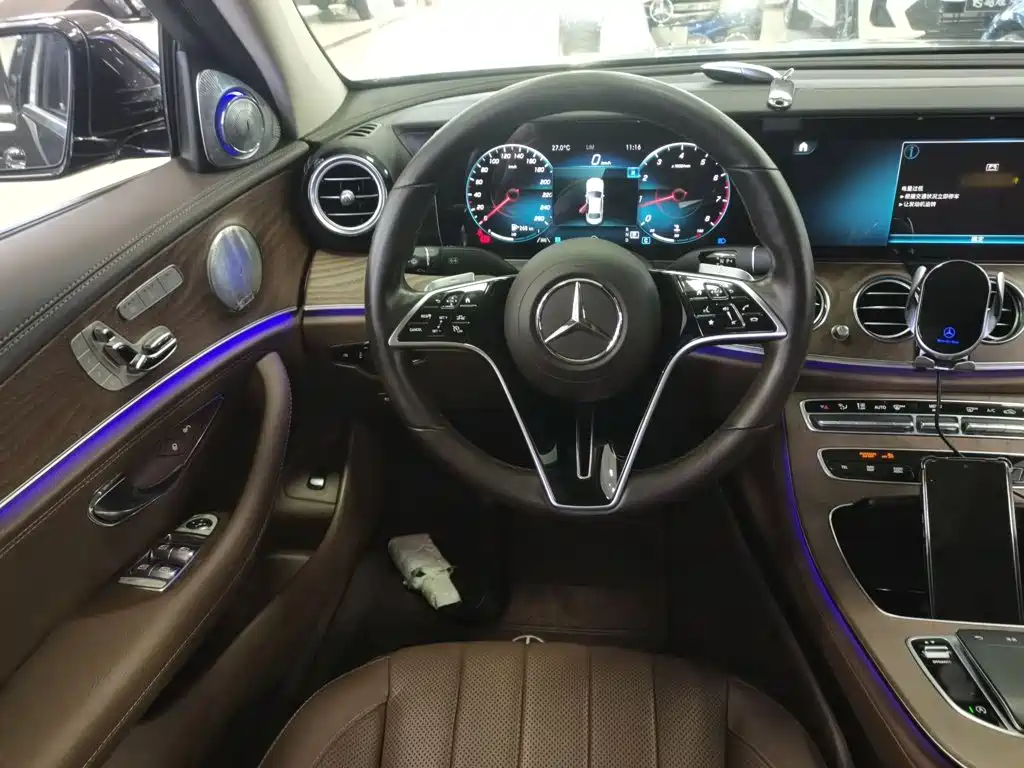 Mercedes-Benz E-Class Facelift E 300 L Distinguished