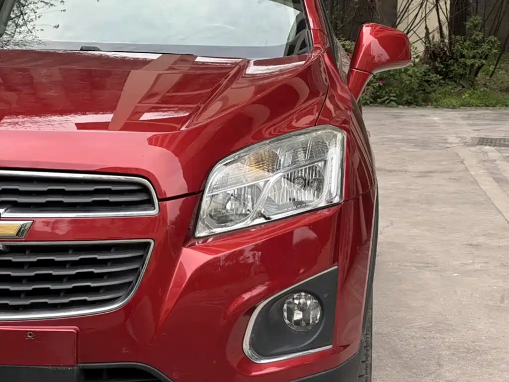 Tracker 1.4 T Auto 2 WD Luxury