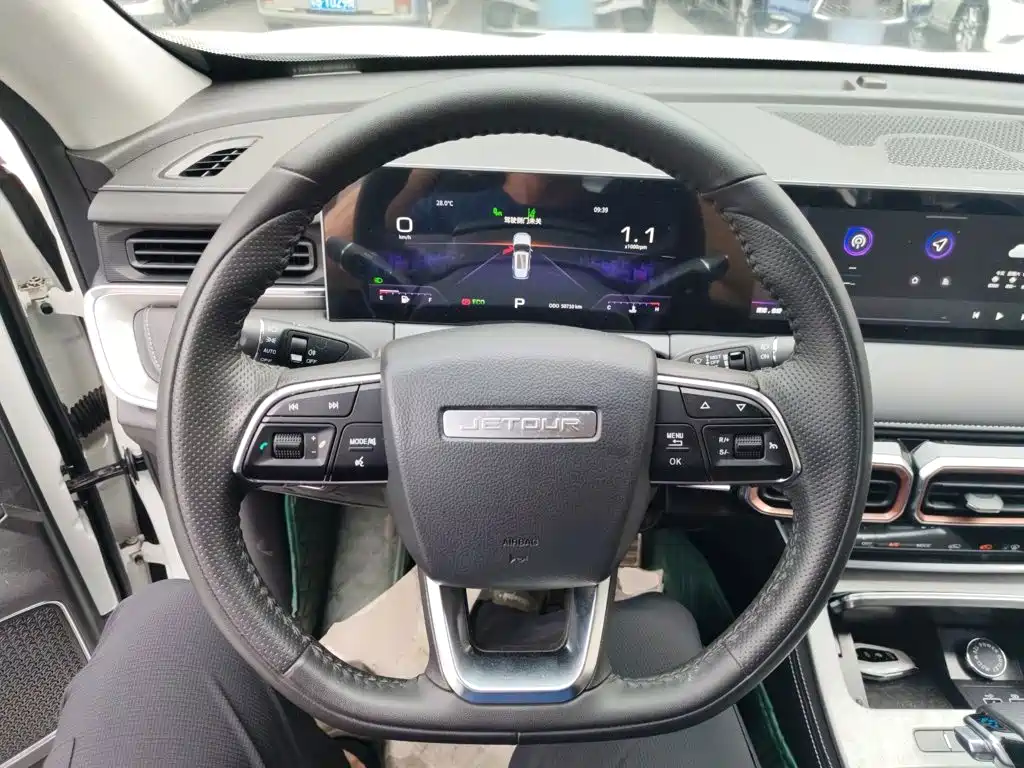 Jetour X70 PLUS 1.5 T DCT Mountain 7-seat