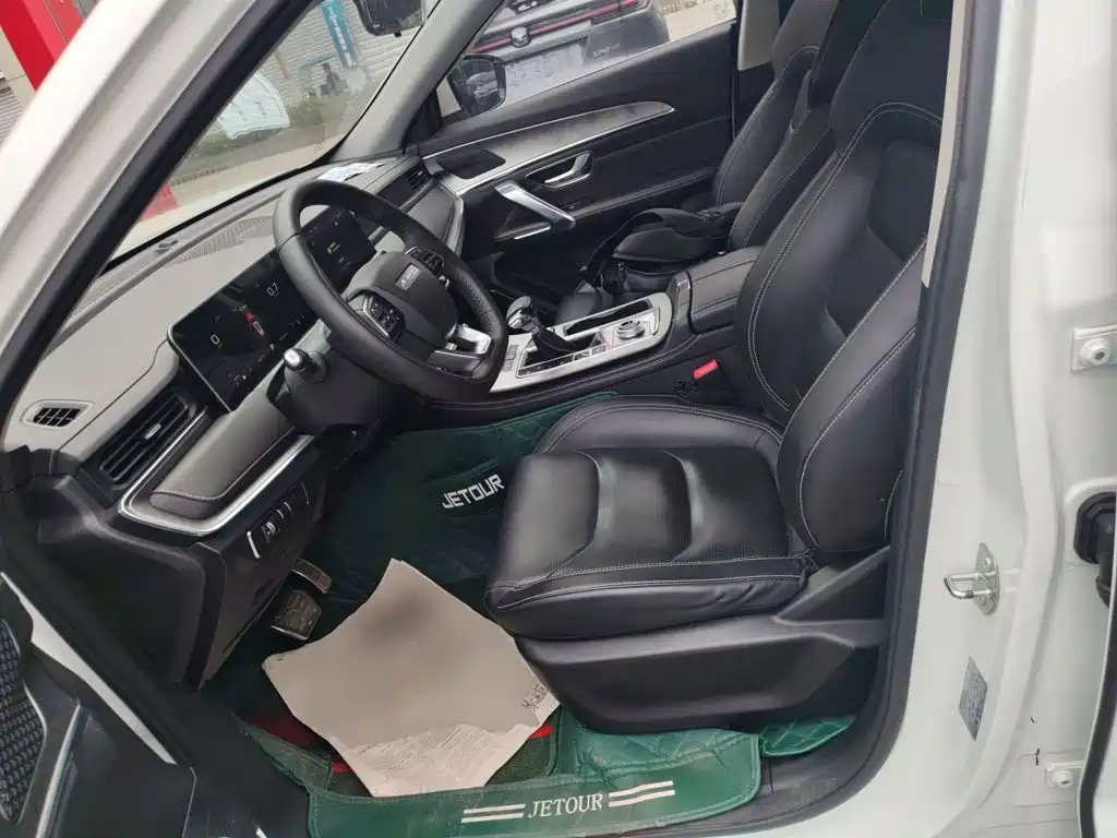 Jetour X70 PLUS 1.5 T DCT Mountain 7-seat