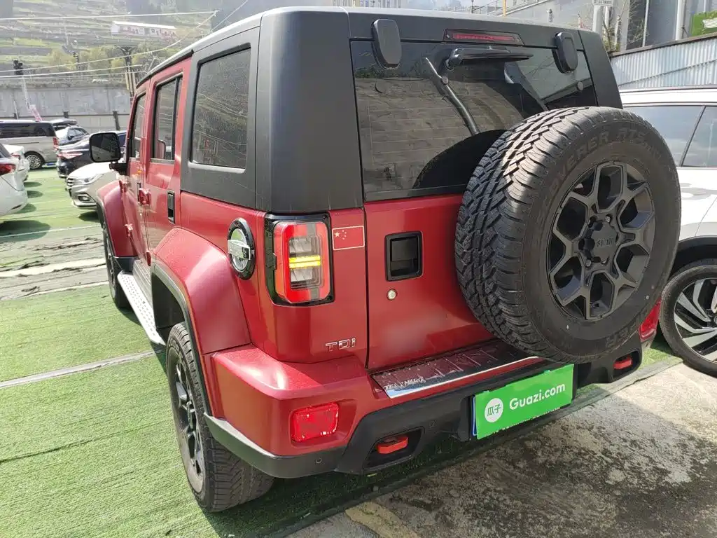 BAIC BJ40 2.0 D Auto 4 WD Blade Hero Swordsman