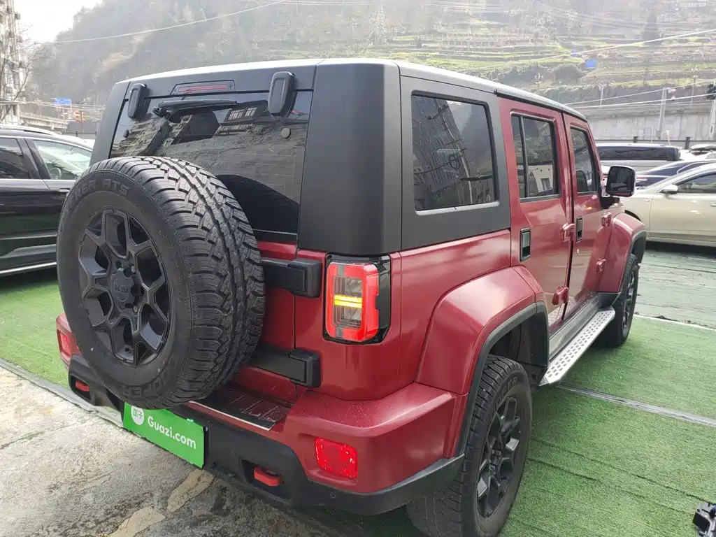 BAIC BJ40 2.0 D Auto 4 WD Blade Hero Swordsman