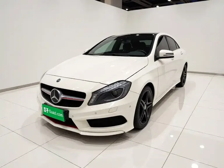 Mercedes-Benz A-Class (Import) A 260 Sport