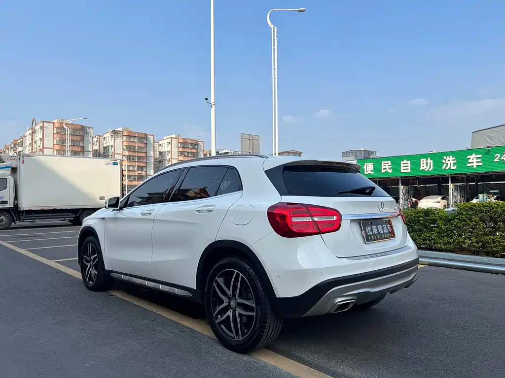 Mercedes-Benz GLA GLA 220 4 MATIC Fashion
