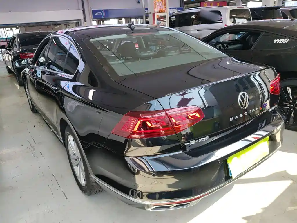 Magotan 200 10 K Commemorative 280 TSI DSG Comfort