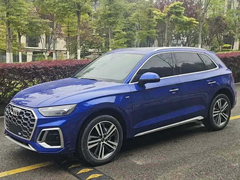 Audi Q5 L Facelift 40 T Luxury Dynamic