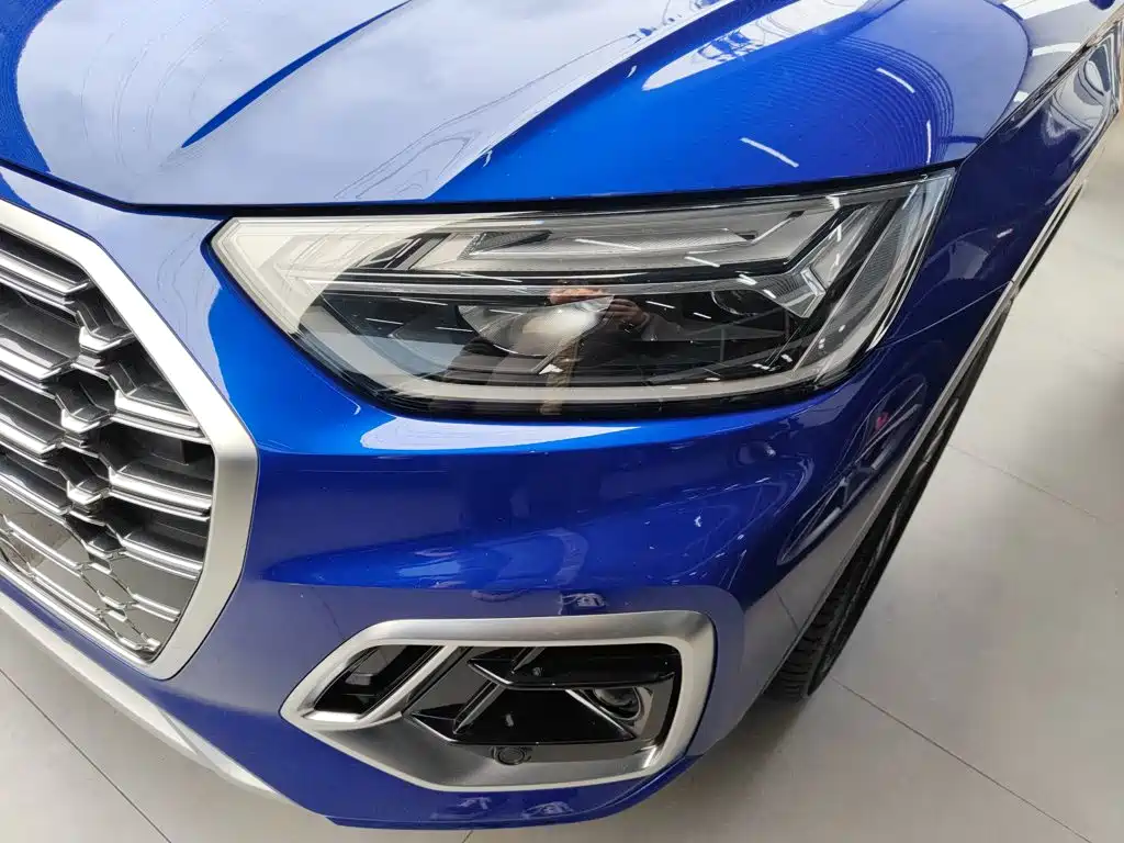 Audi Q5 L Facelift 40 T Luxury Dynamic