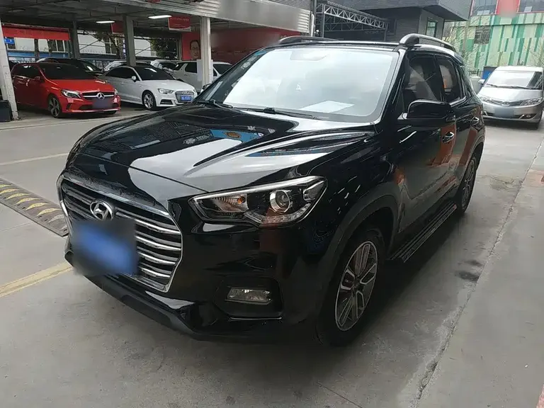 Hyundai ix35 2.0 L Auto 2 WD Brave · Smooth Enjoyment