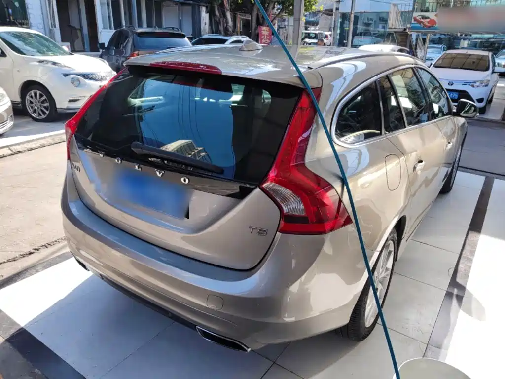 Volvo V60 T5 Smart Ease