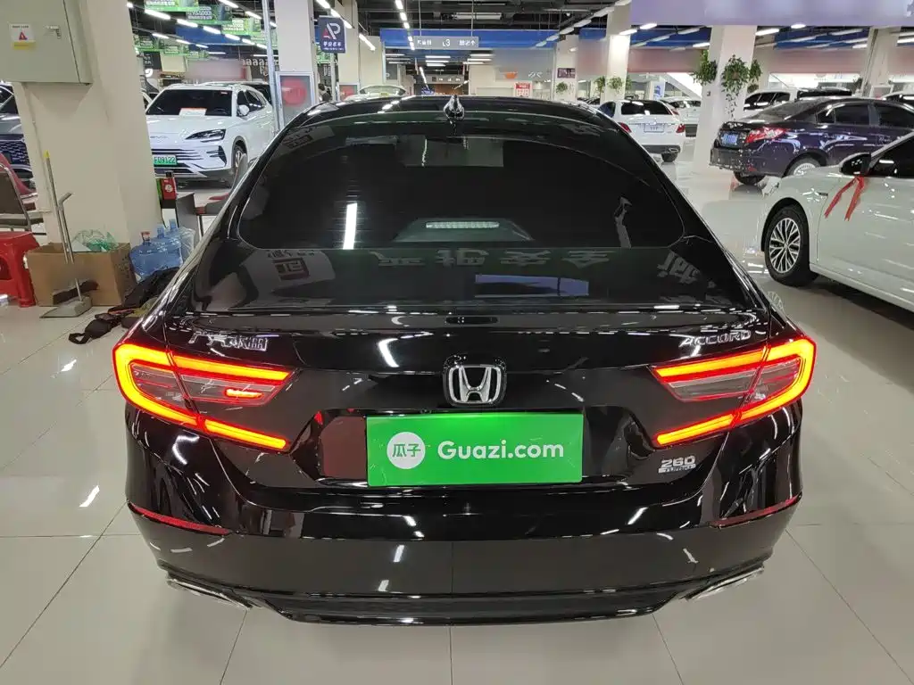 Accord 260 TURBO Luxury