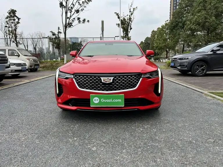 Cadillac CT4 28 T Luxury