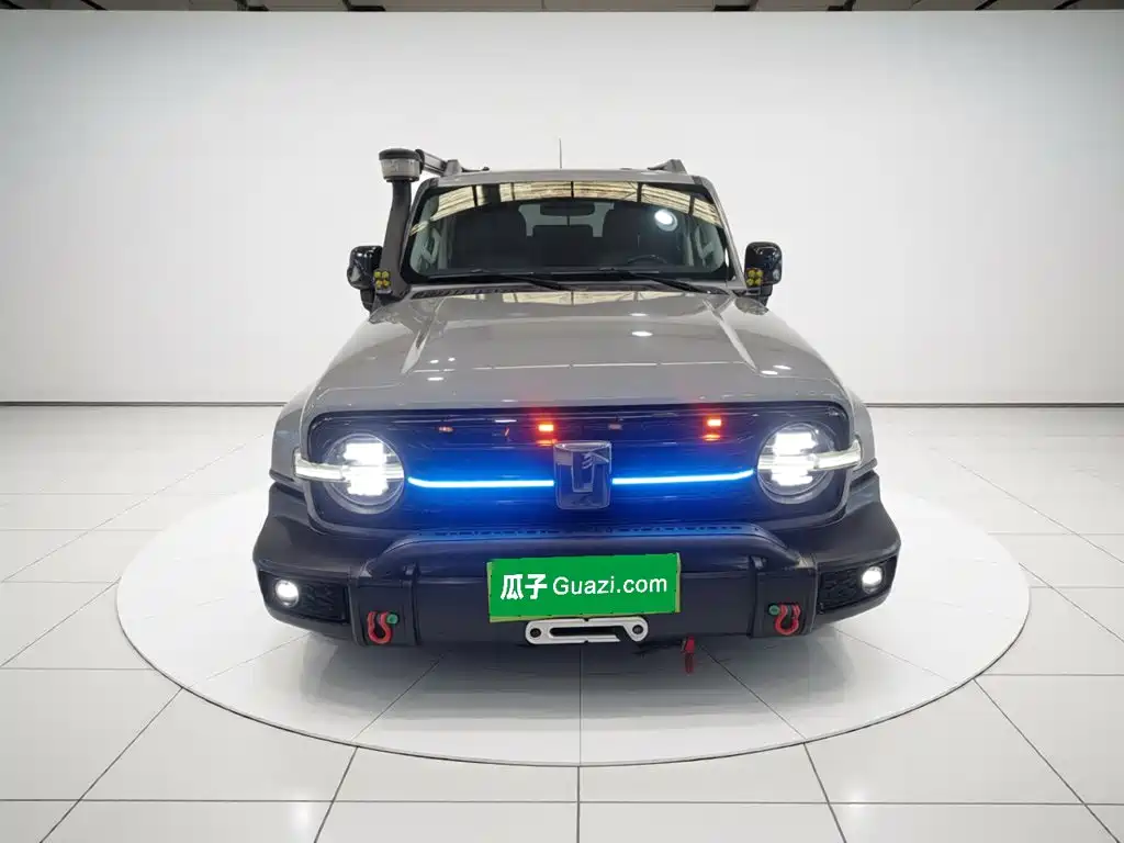Tank 300 Offroad 2.0 T Challenger