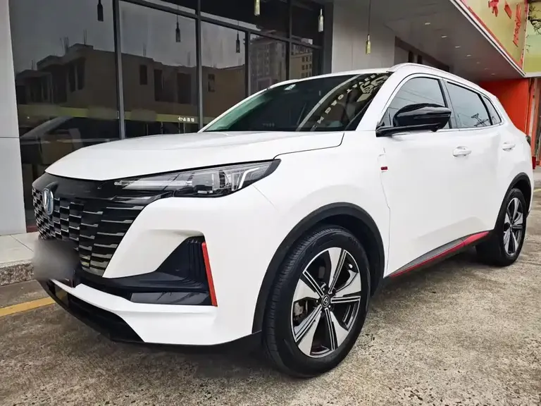 Changan CS55 PLUS 2 nd Gen 1.5 T DCT Distinguished