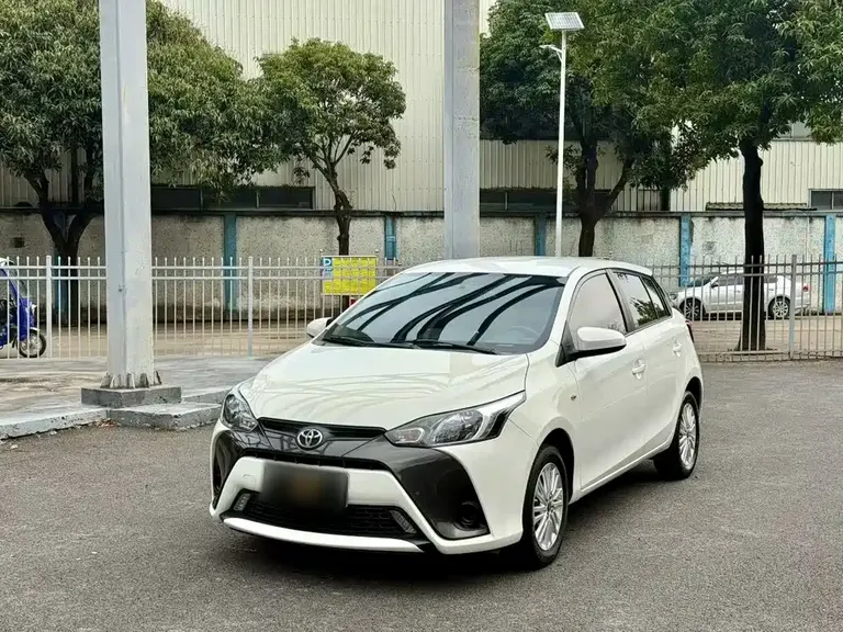 Toyota YARiS L Zhixuan 1.5 E CVT Charm Motion CN-VI