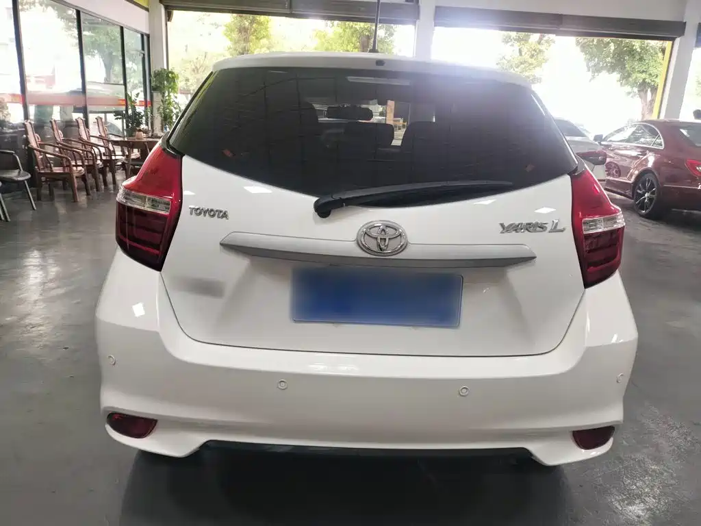 YARiS L Zhixuan 1.5 E CVT Charm Motion CN-VI