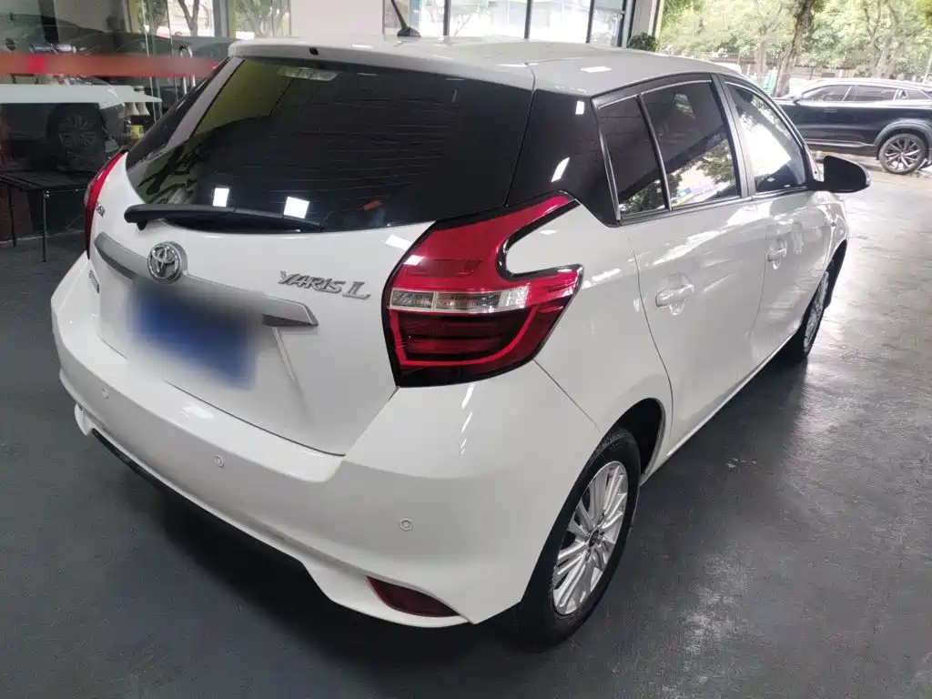 YARiS L Zhixuan 1.5 E CVT Charm Motion CN-VI