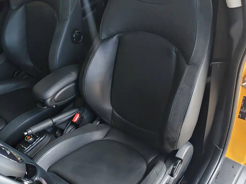 MINI 1.5 T COOPER Performer
