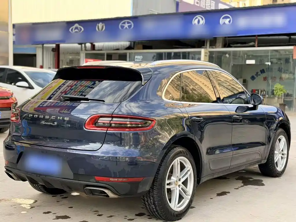 Macan Macan 2.0 T