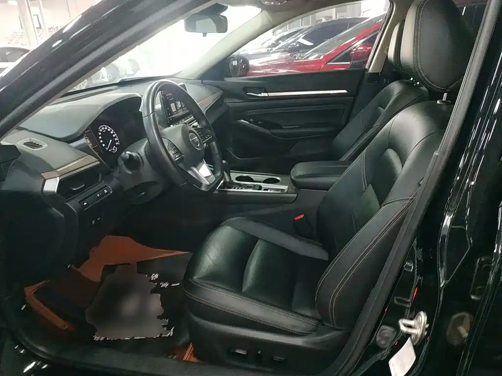 Teana 2.0 L XL Comfort